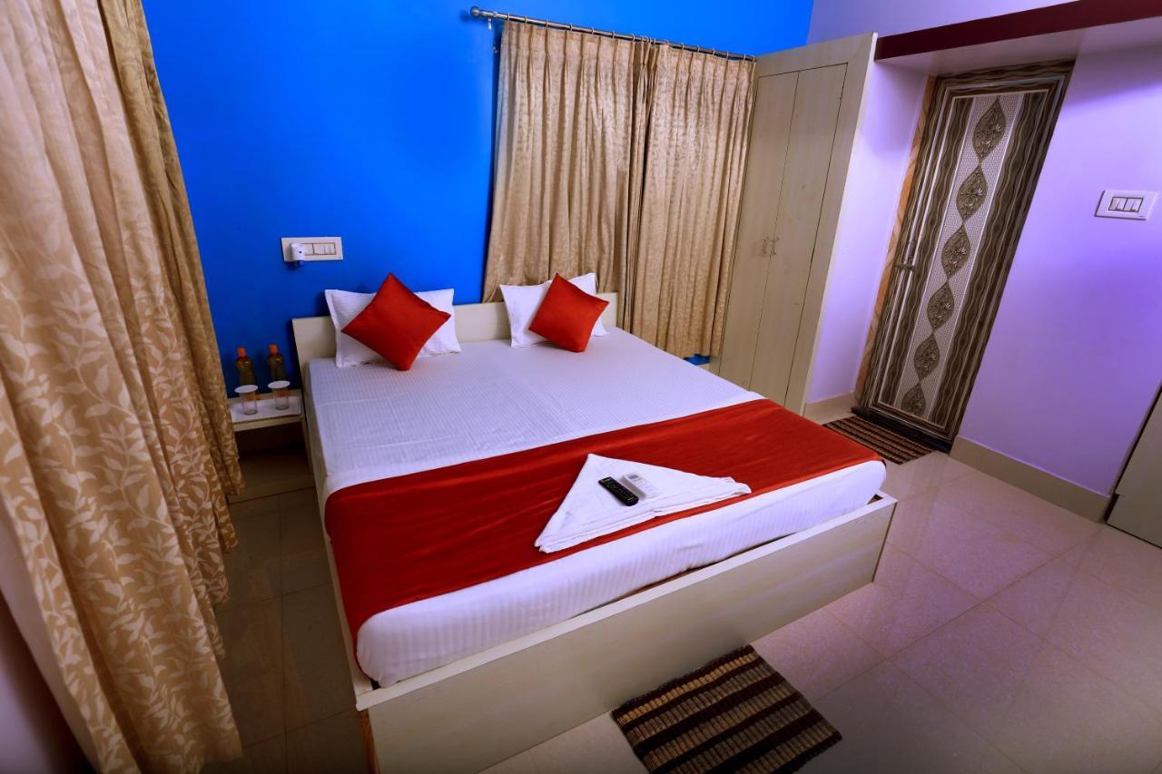 Railview Inn Bhubaneswar Exteriör bild