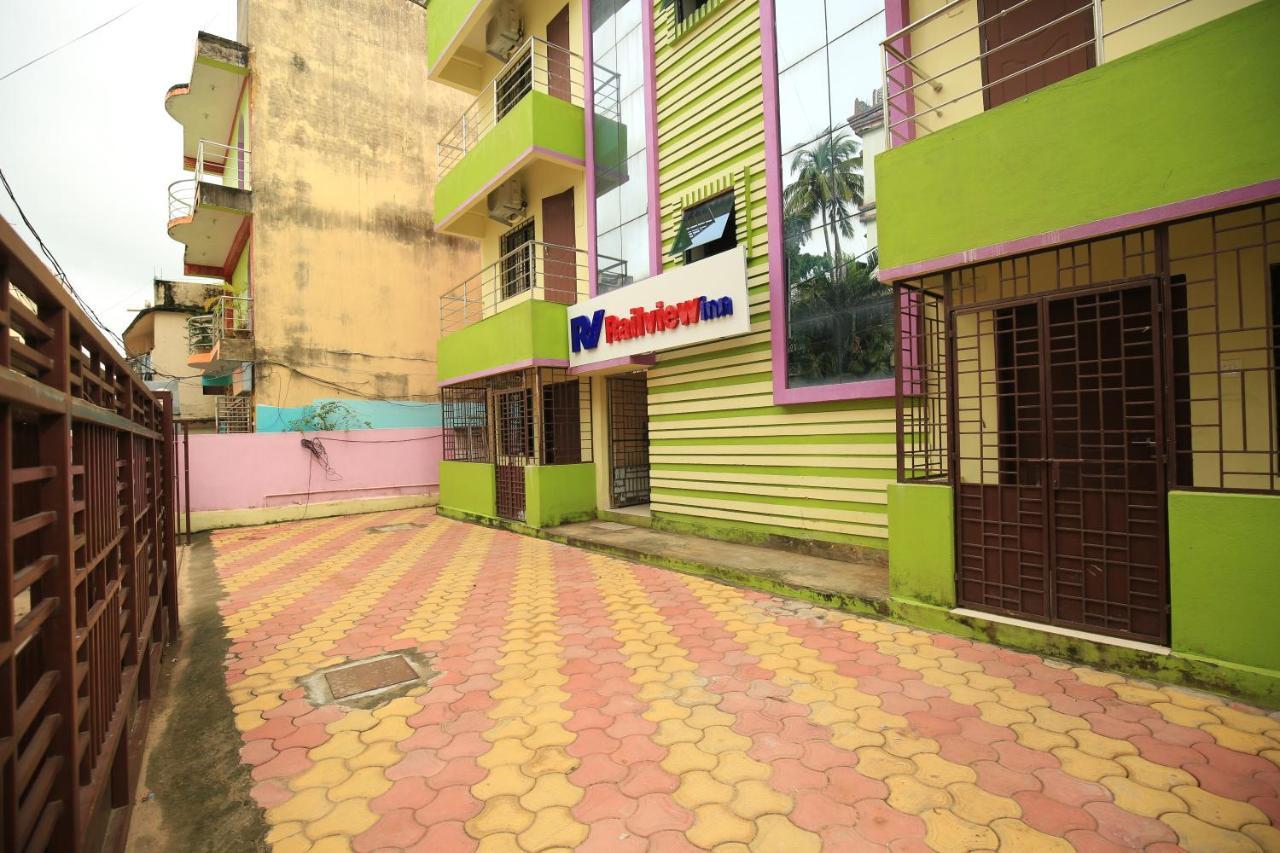 Railview Inn Bhubaneswar Exteriör bild