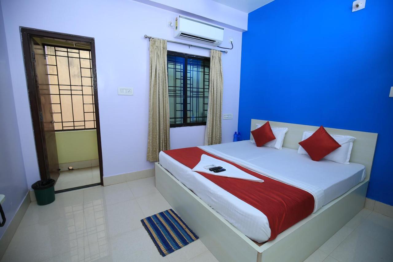Railview Inn Bhubaneswar Exteriör bild