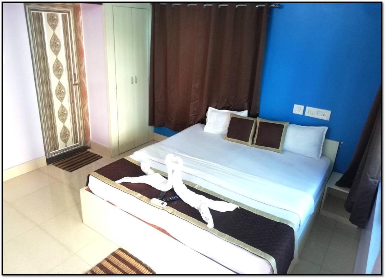 Railview Inn Bhubaneswar Exteriör bild
